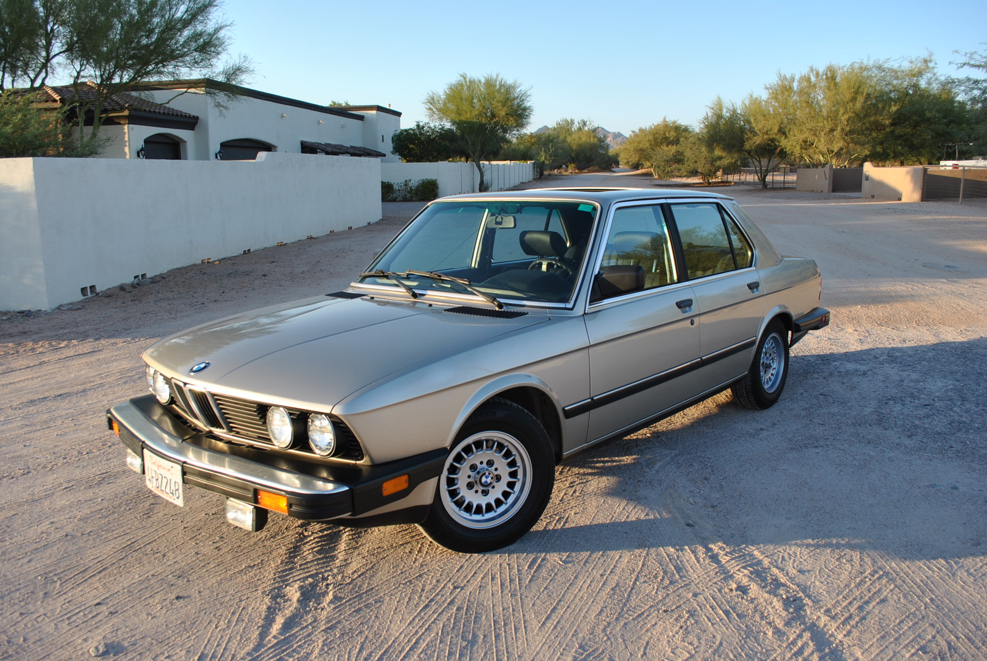 1985 BMW 528e