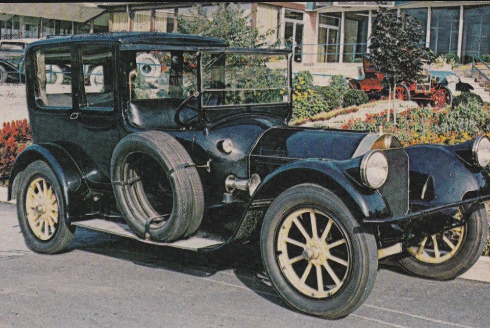 1913 Pierce-Arrow 48 Town Car