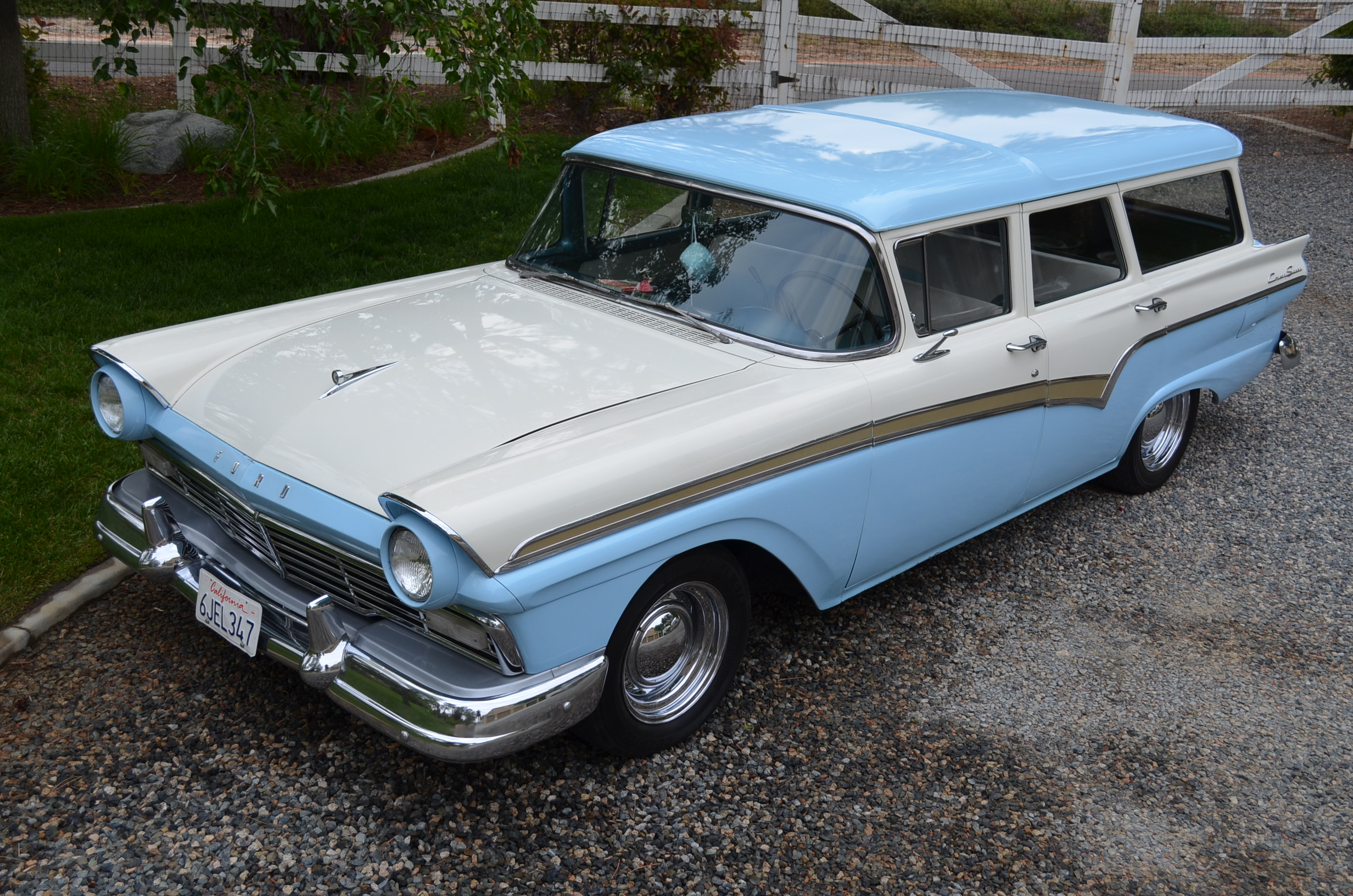 1957 Ford Country Sedan, New Engine, Tour Car!