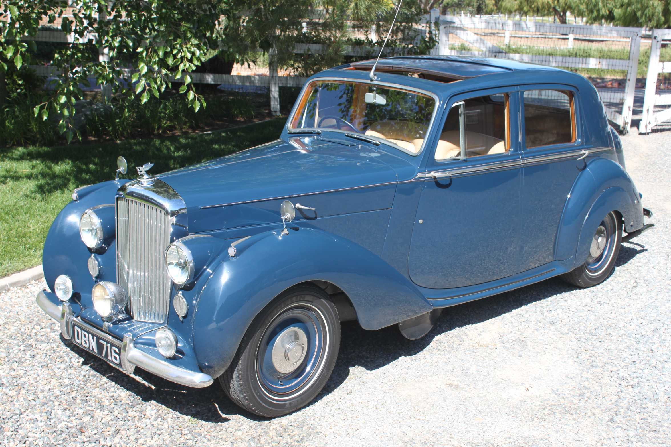 1949 Bentley Mk VI, Saloon, 61k mi., Restored!