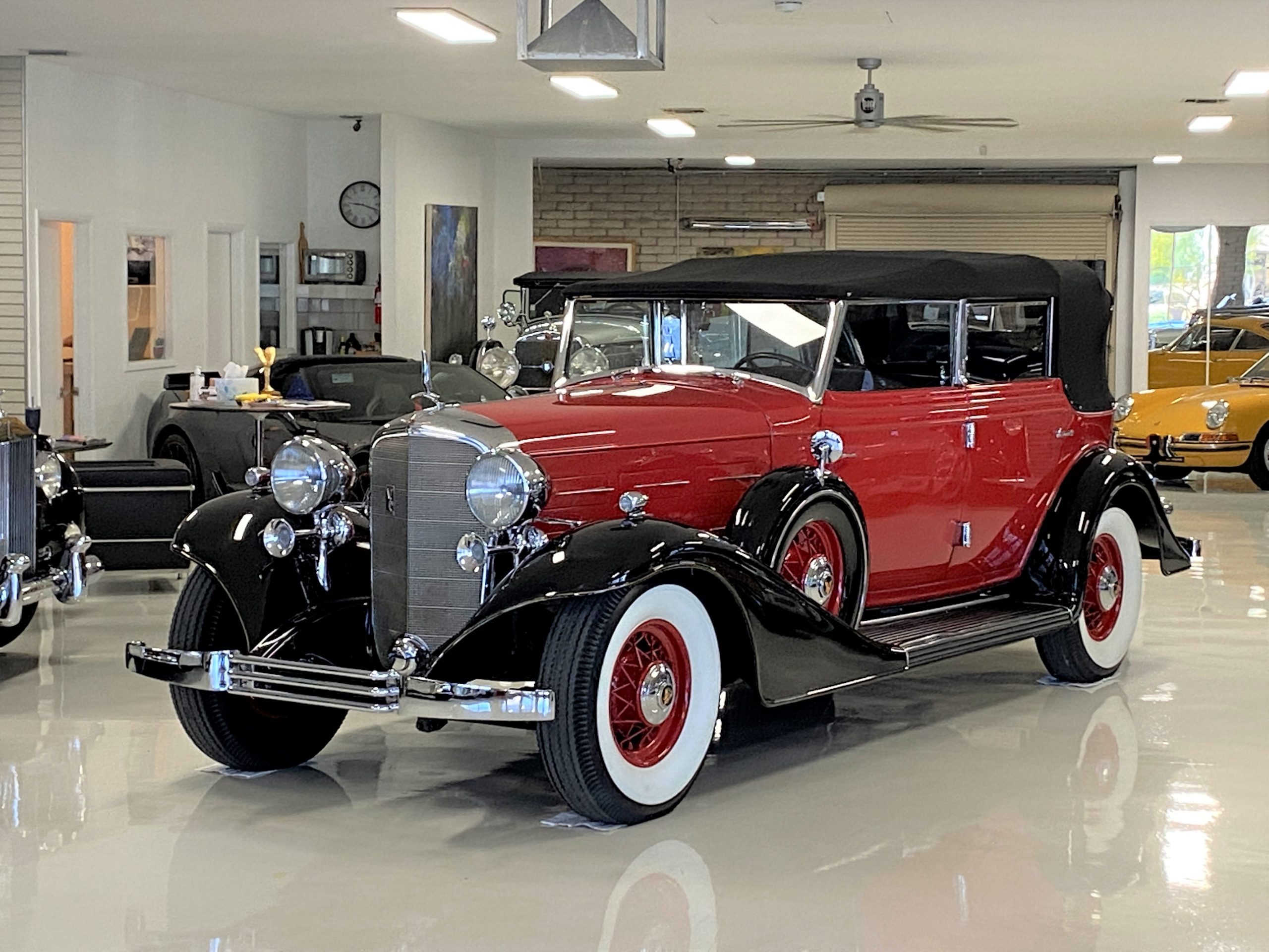 1933 Cadillac 370C V12 All-Weather Phaeton