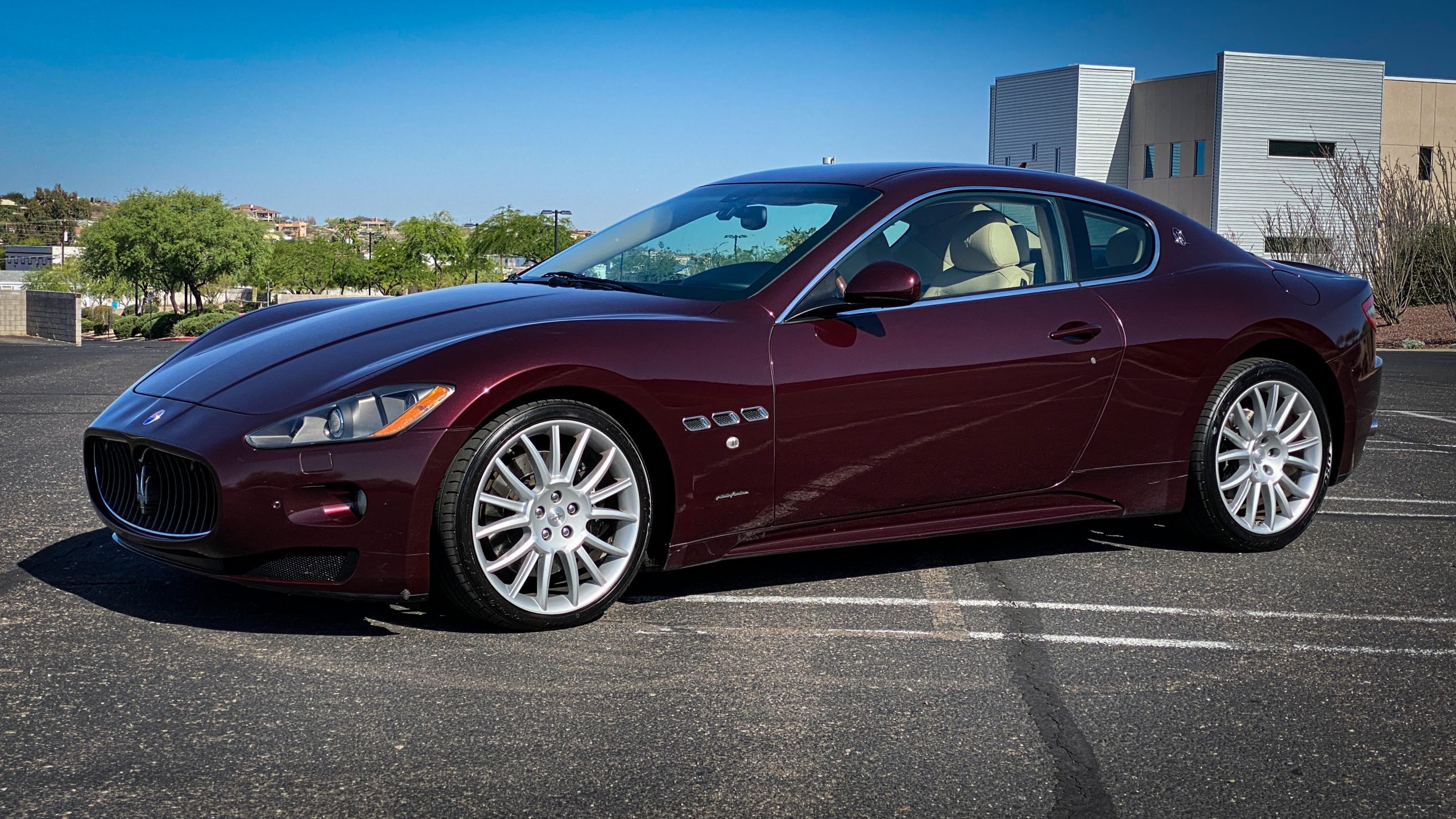 2010 Maserati GranTurismo S Coupe