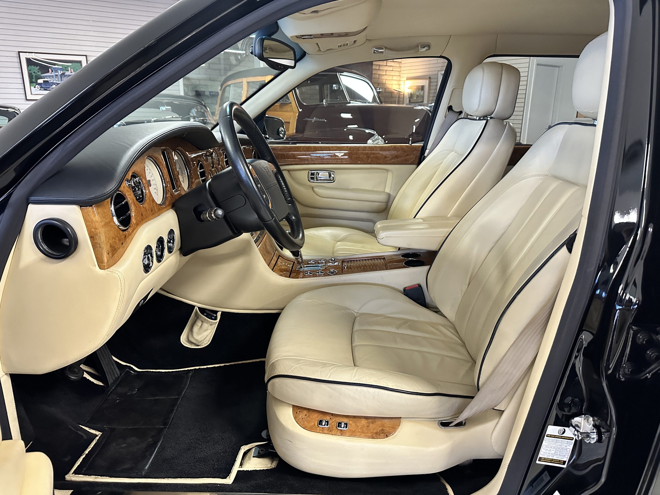 20221130_180609753_iOS