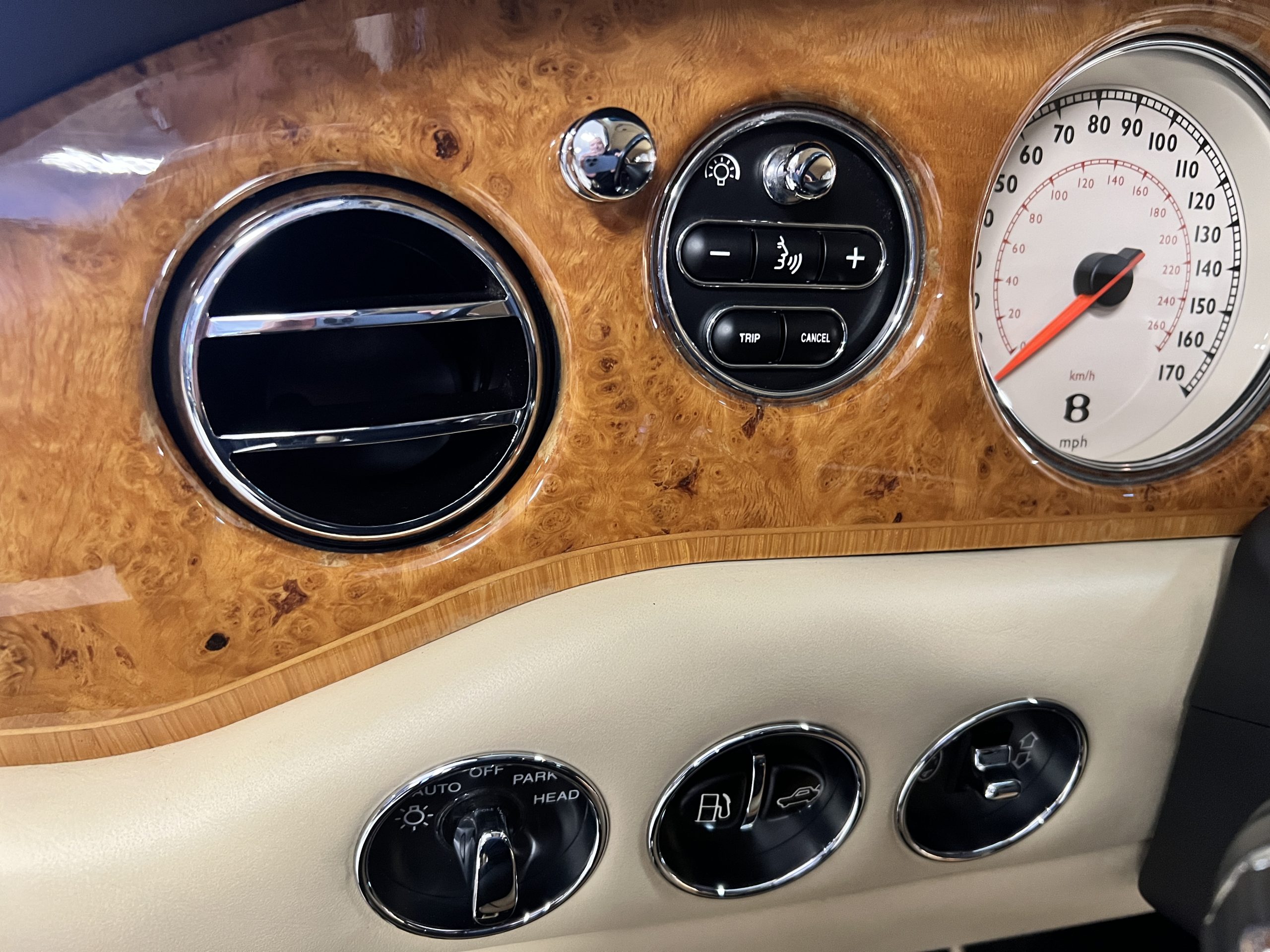 20221130_181358767_iOS