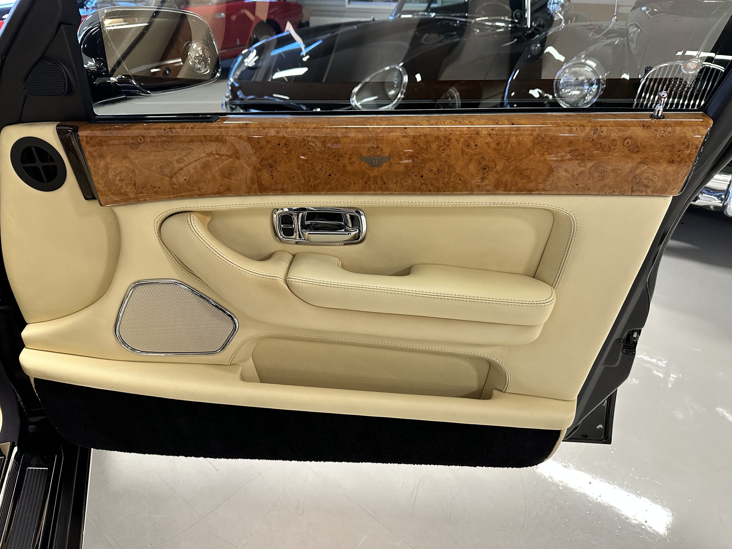 20221130_182222155_iOS