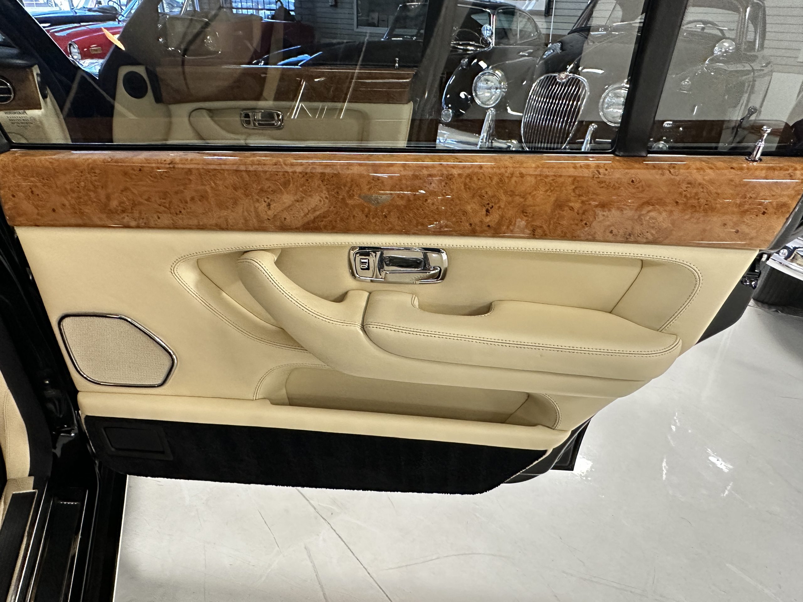 20221130_182600038_iOS