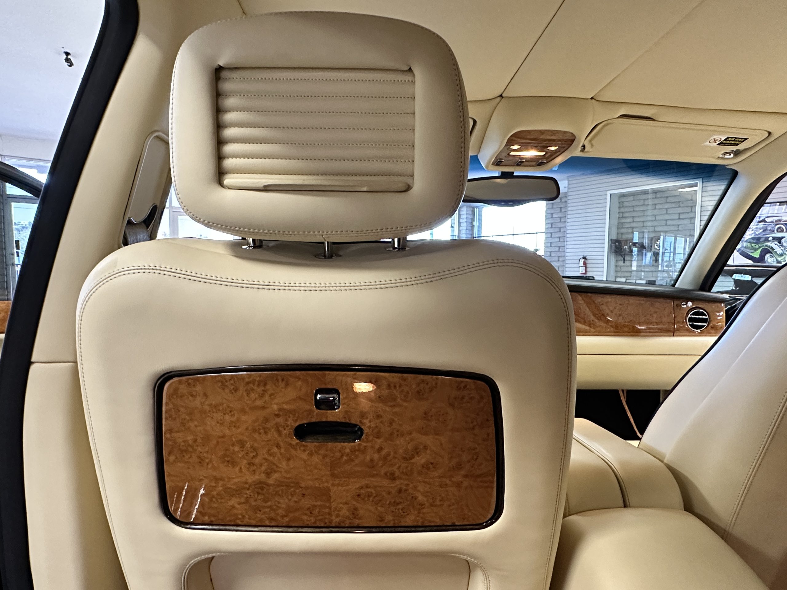 20221130_182759914_iOS