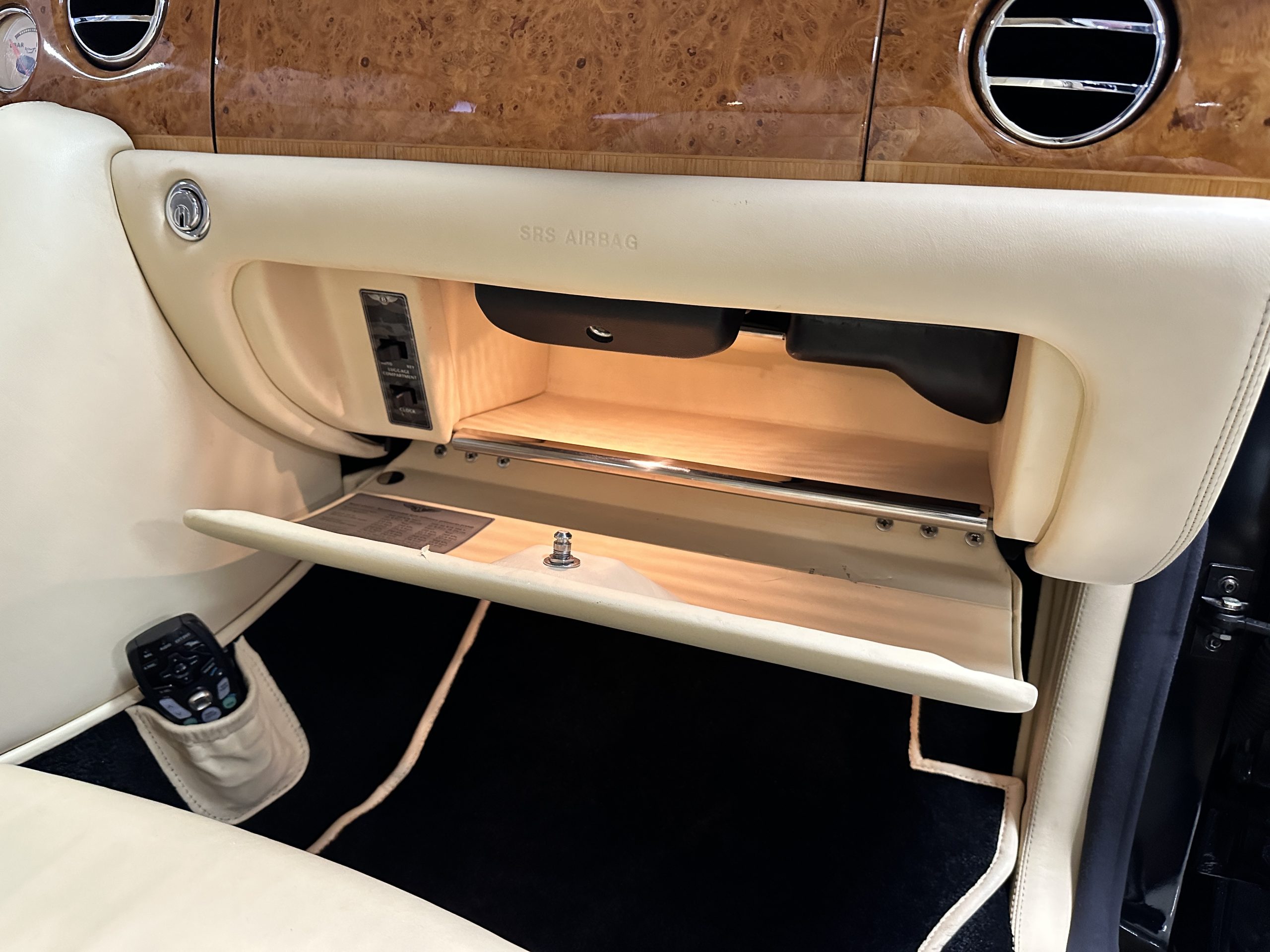 20221130_183549771_iOS