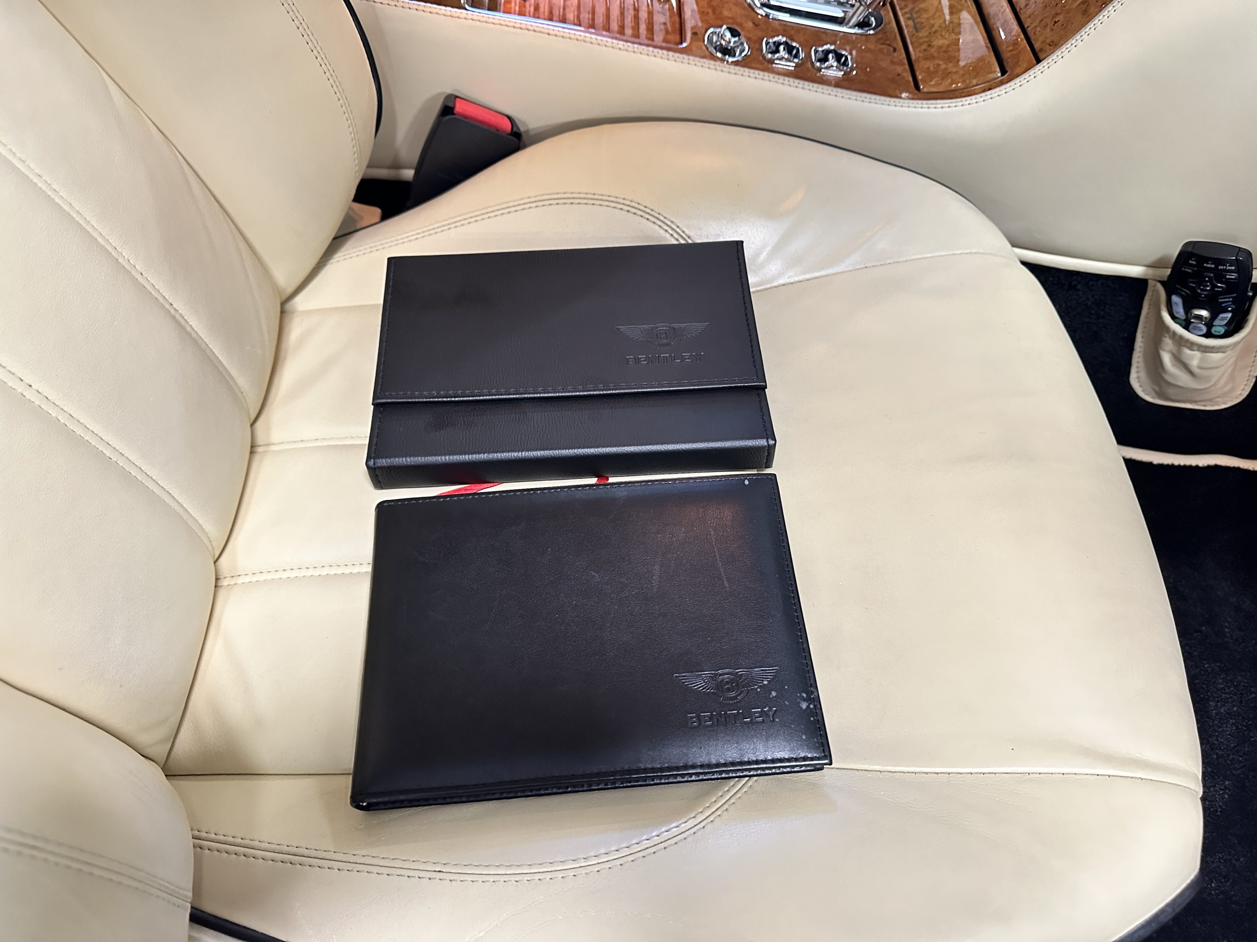 20221130_183750214_iOS