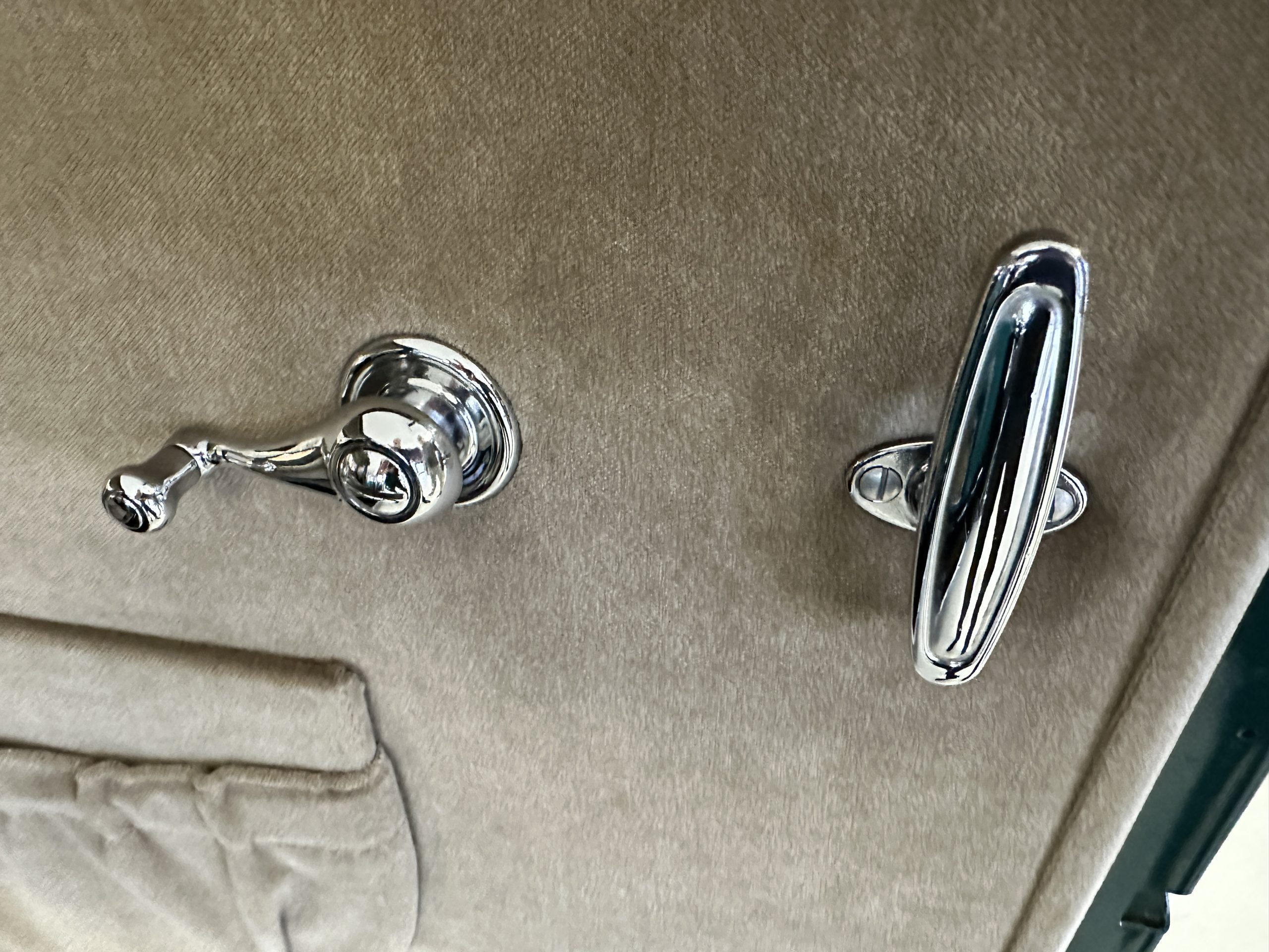 20230103_181825884_iOS