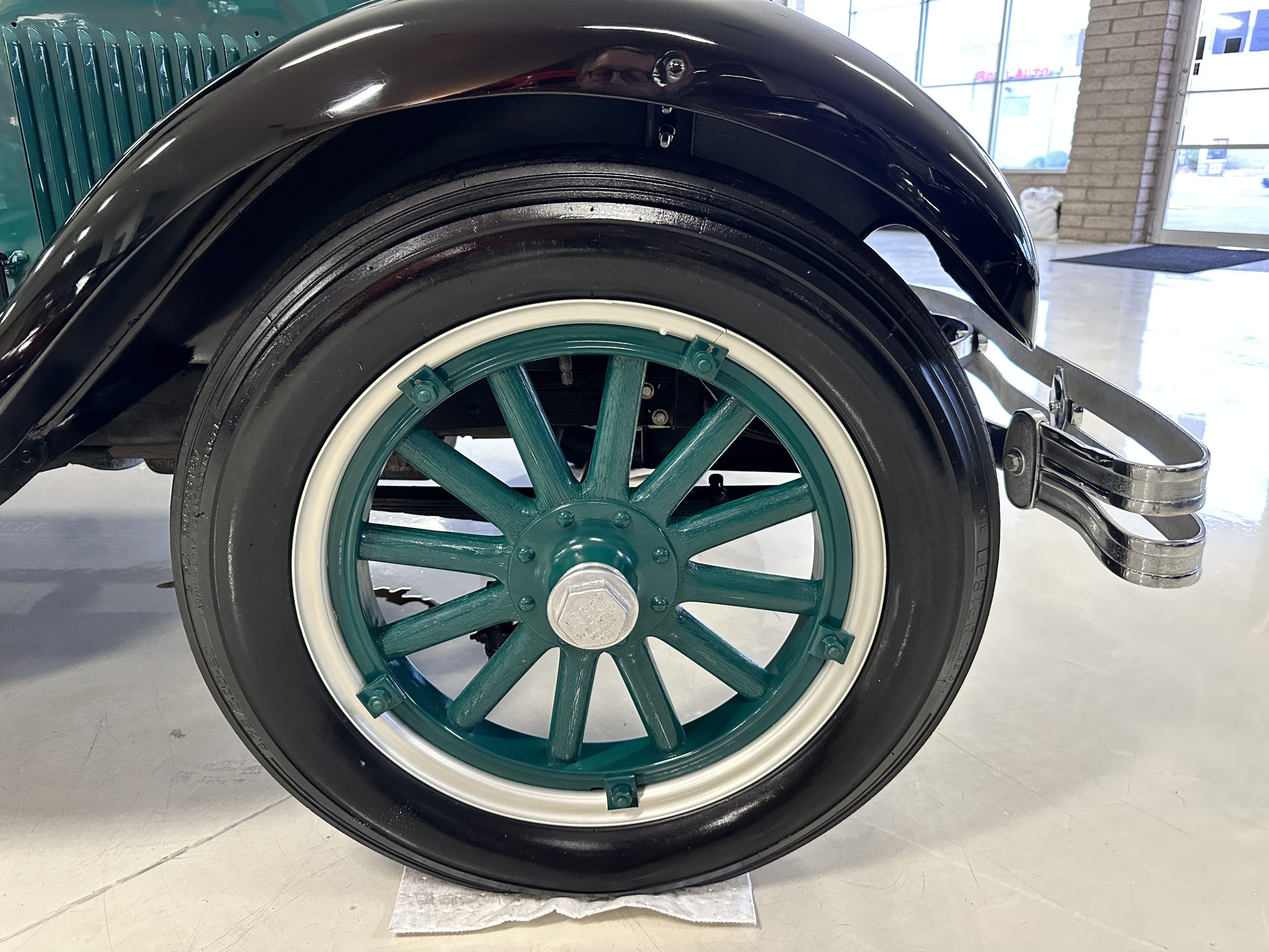 20230103_182354725_iOS