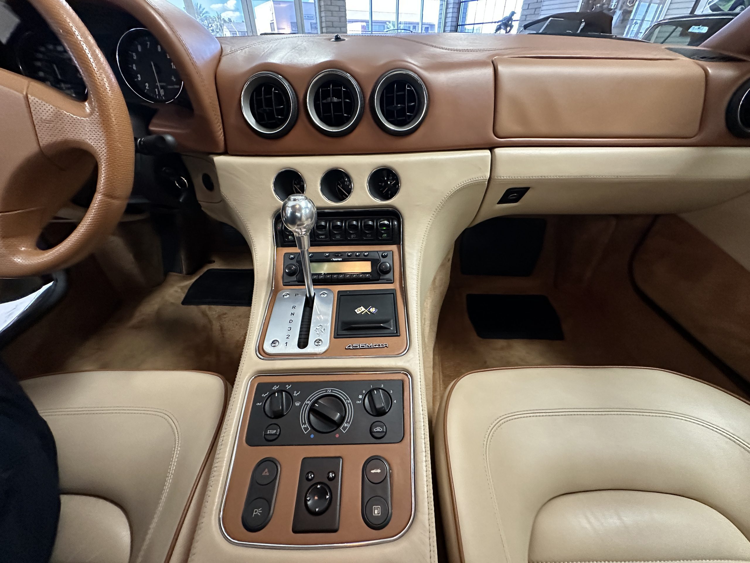 20230118_203419689_iOS