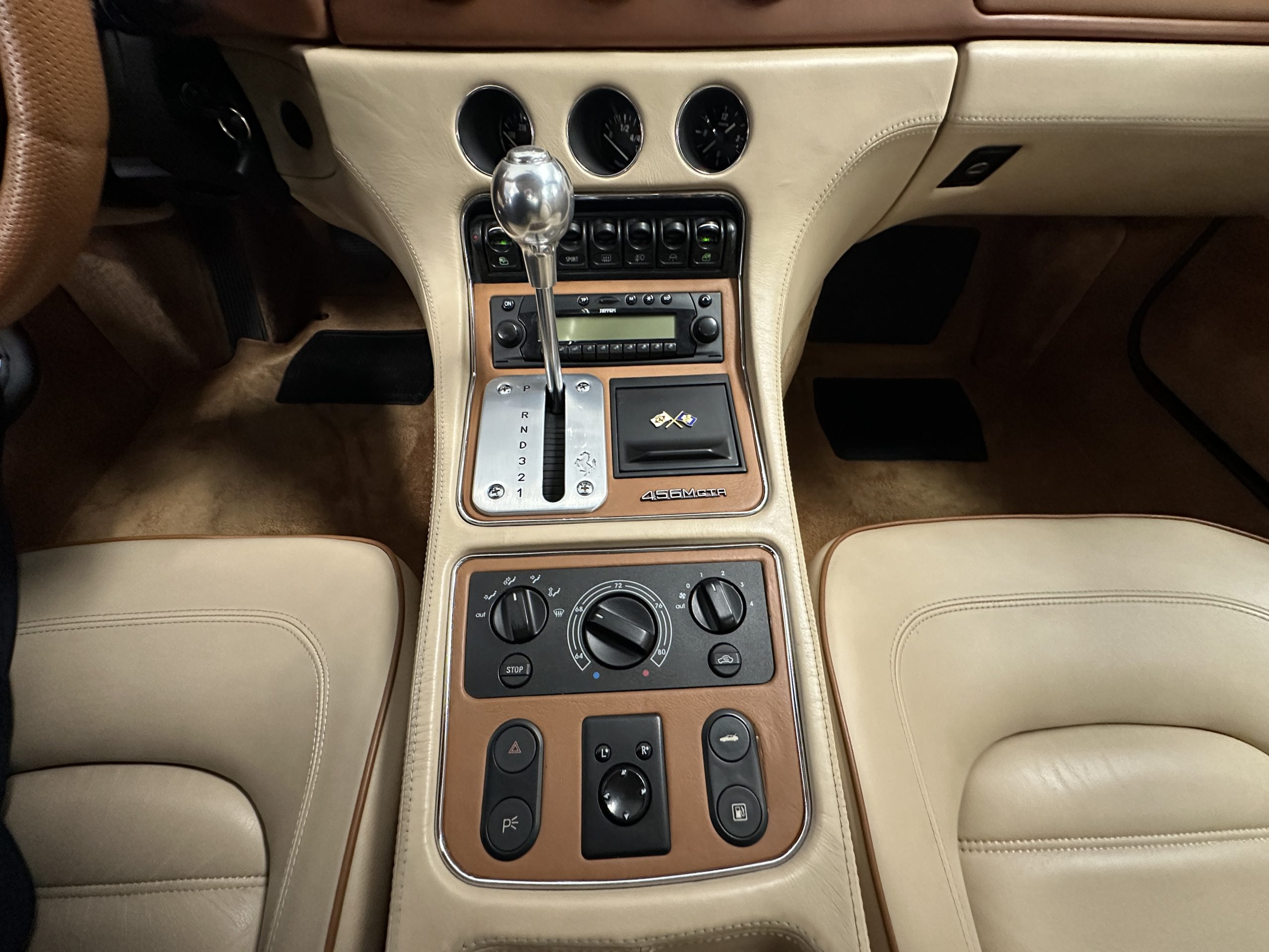 20230118_203448377_iOS