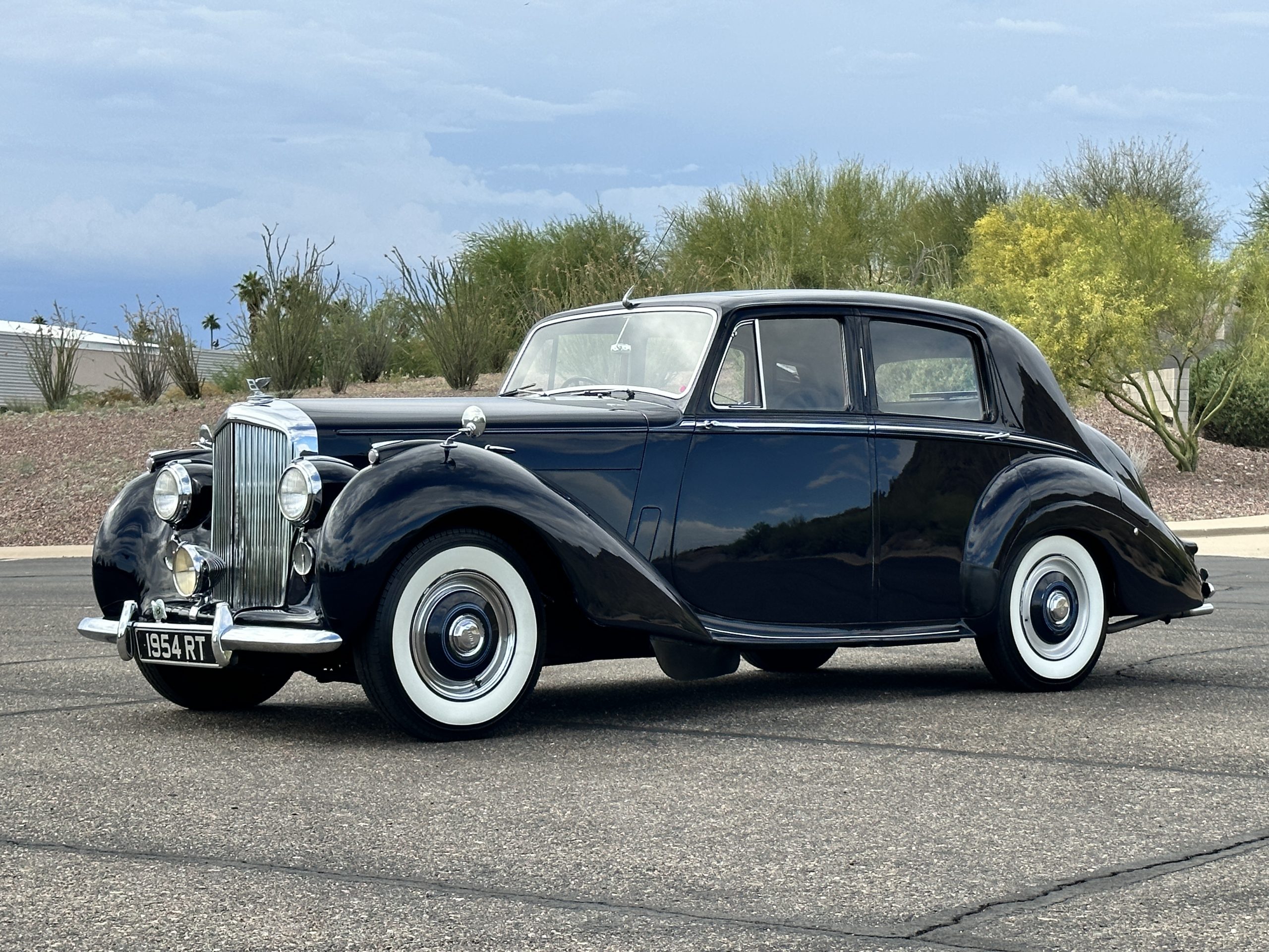 1954 Bentley R-Type Saloon