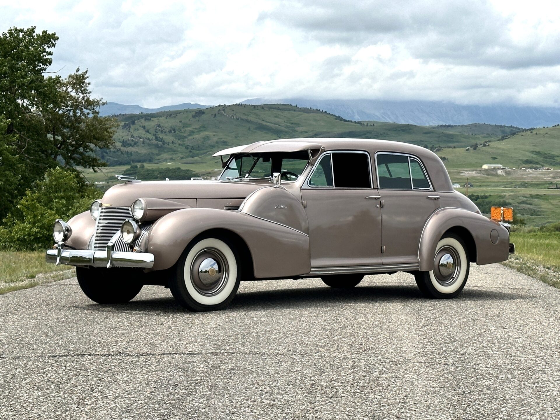 1938 Cadillac Sixty Special