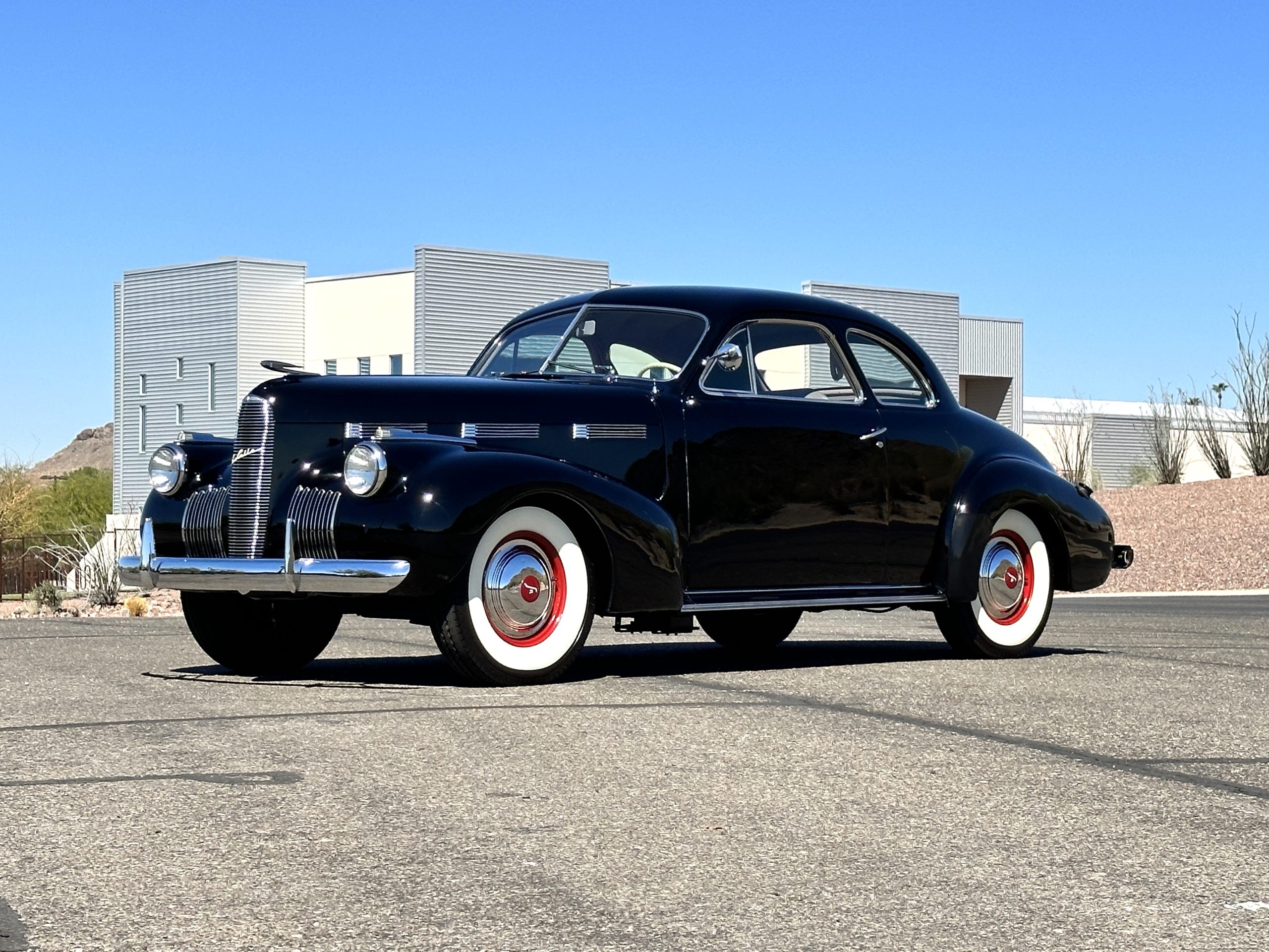 1940 LaSalle Series 52 Special Coupe - Classic Promenade