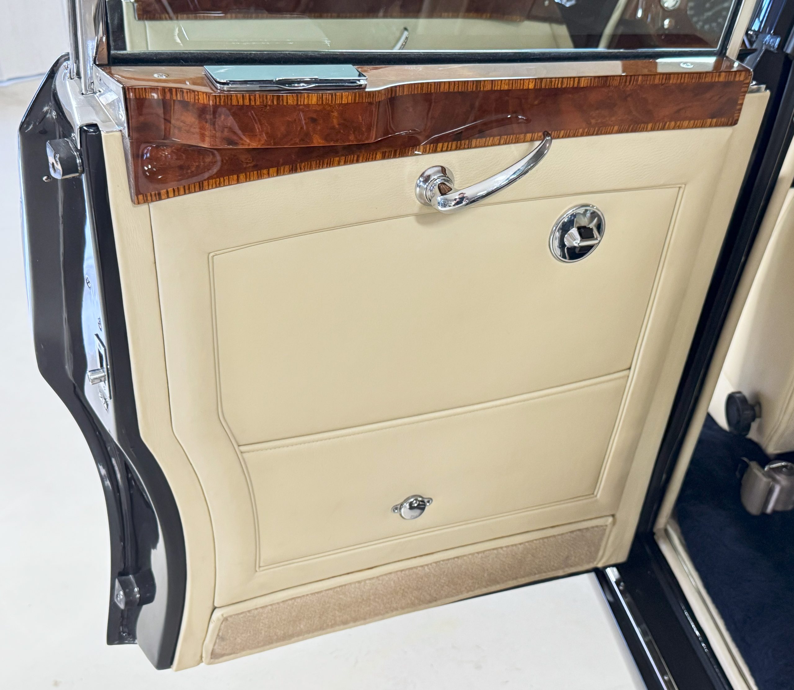 20250904 182805885 iOS 20250904 182805885 iOS