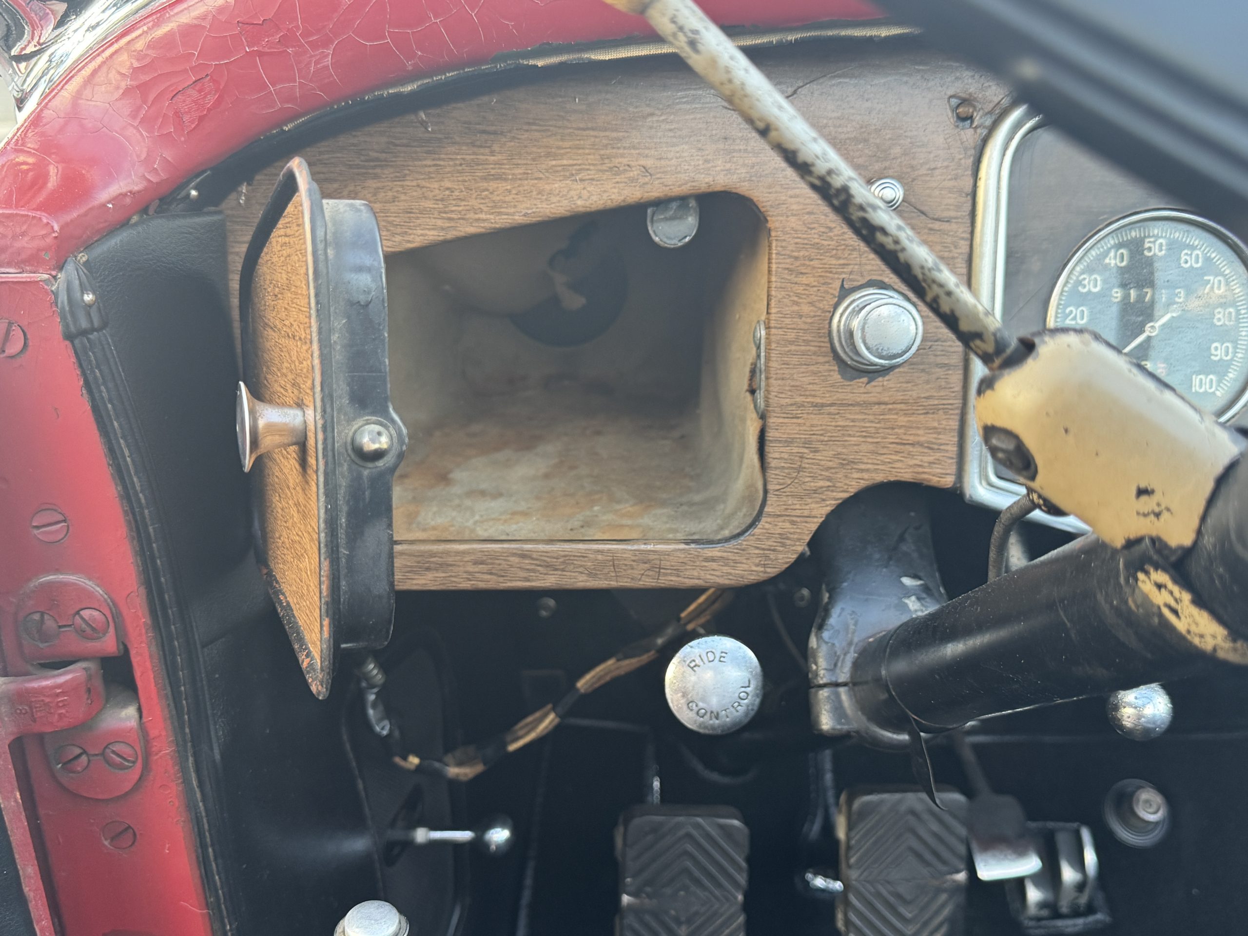 C557EDD7 3C32 4A9B 9209 F5B030DD1D61 C557EDD7 3C32 4A9B 9209 F5B030DD1D61